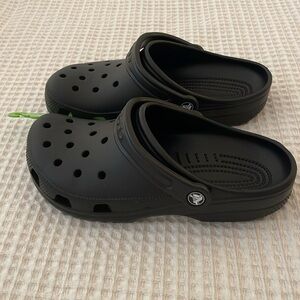 *SOLD* NWT Crocs